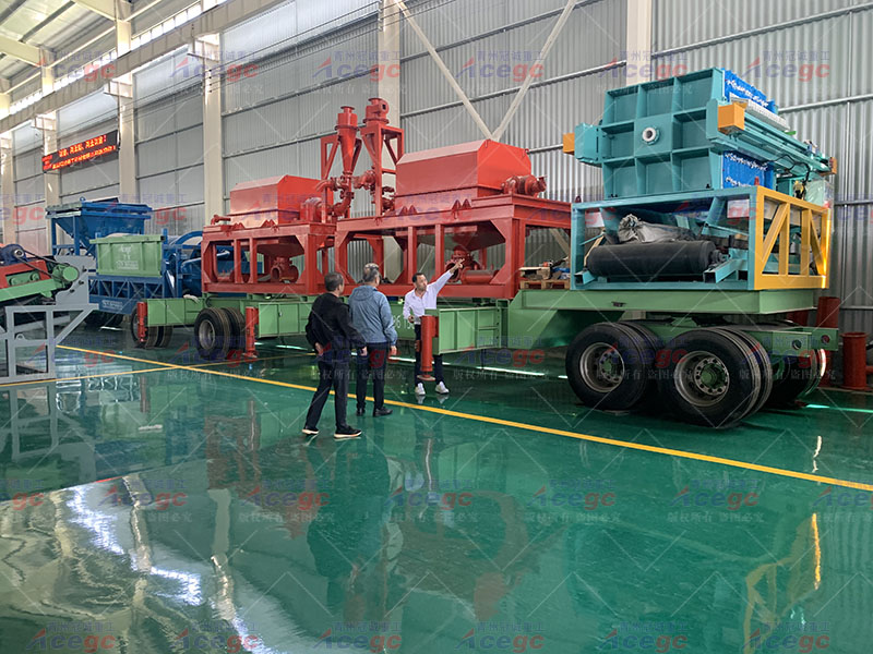 移動(dòng)離心式寶石選礦設(shè)備